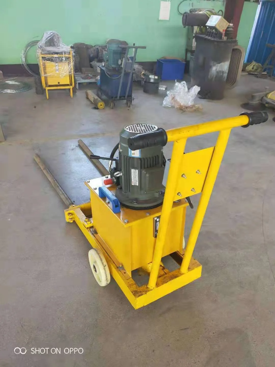 Hydraulic Tension Machine for Reinforce Concrete