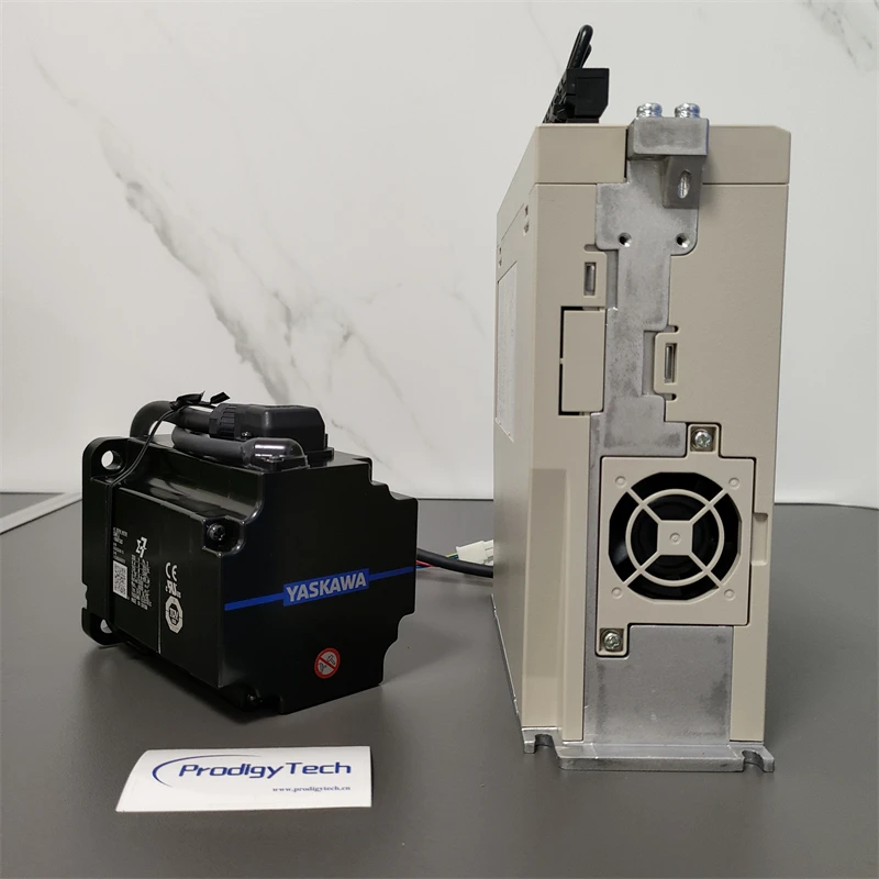 5Y202 YASKAWA SGDR-SDA710A01BY32 サーボパック 5Y202 YASKAWA SGDR-SDA710A01BY32 サーボパック - メルカリ