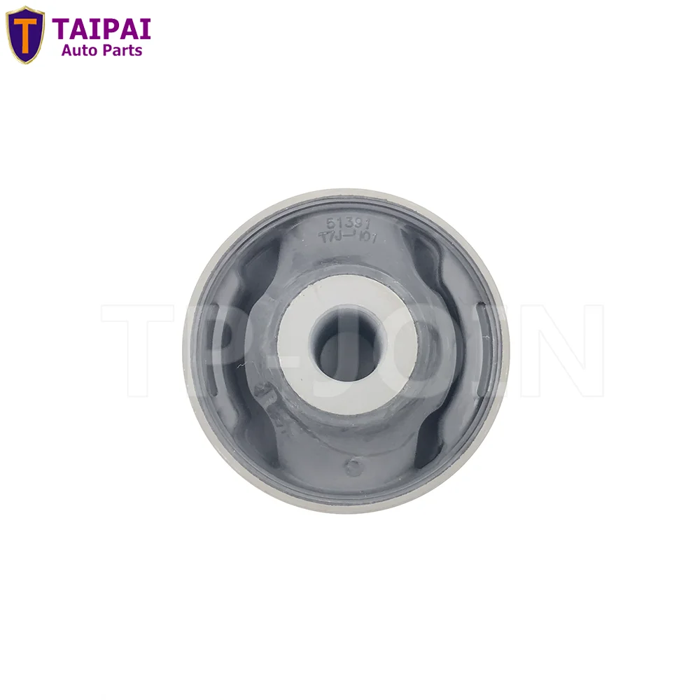 High Quality Control Arm Bushing for HONDA VEZEL Suspension