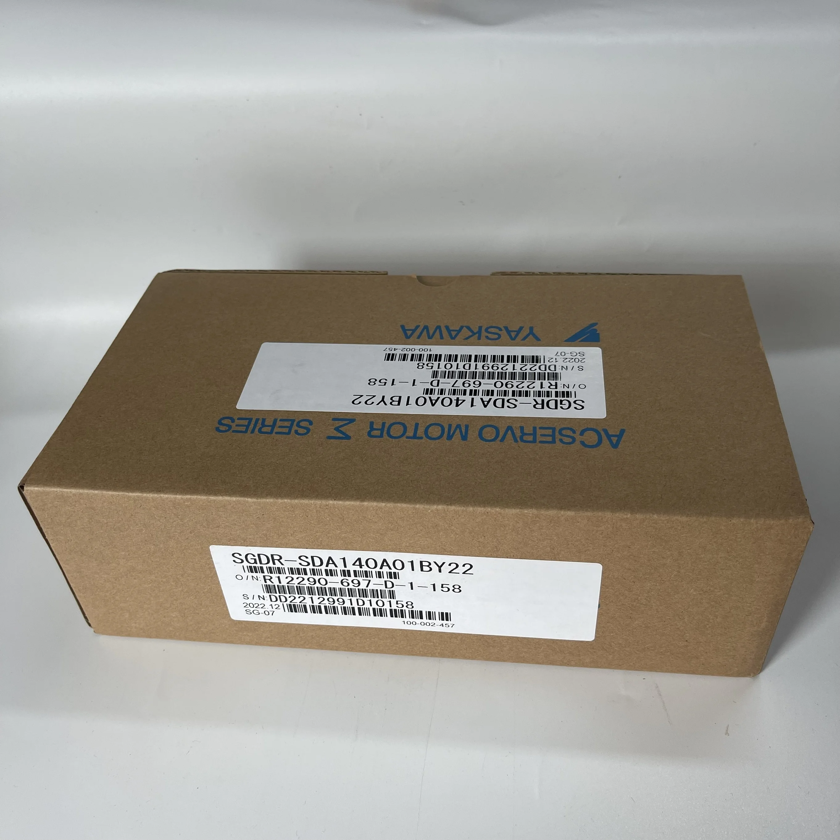 YASKAWA AC Servo Motor Unit SGDR-SDA140A01BY22 YASKAWA AC Servo Motor Unit SGDR-SDA140A01BY22