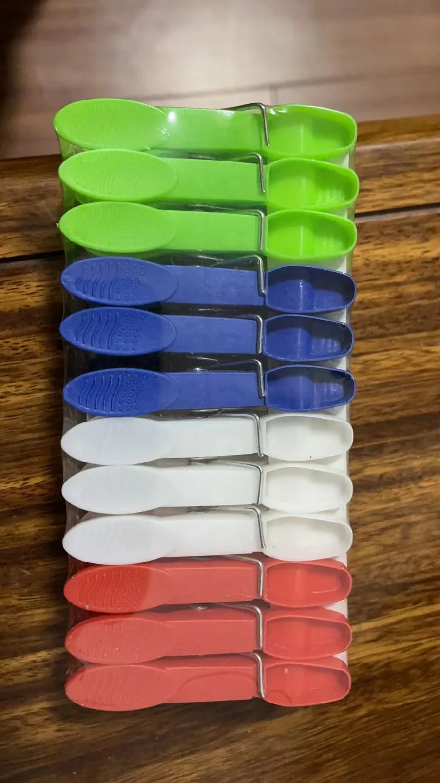 Fashion Colors Laundry Pegs Decorative Plastic Clips Clothespins 24pcs