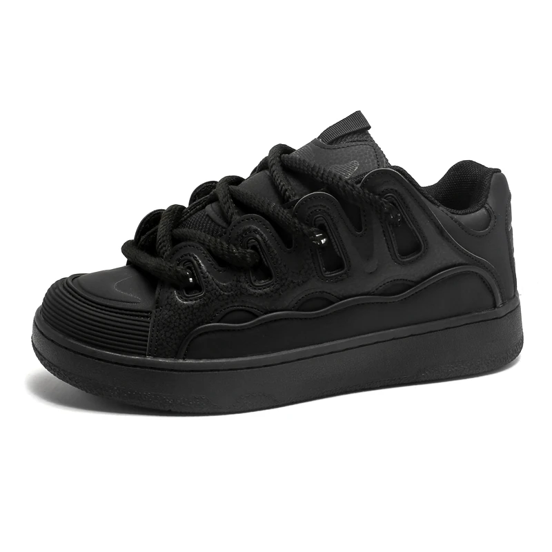 2024 New Brand Logo Customize Men Flat Skateboarding Shoes Thick Sole Blank Leather Women Fashion Street Walking Sports Sneakers