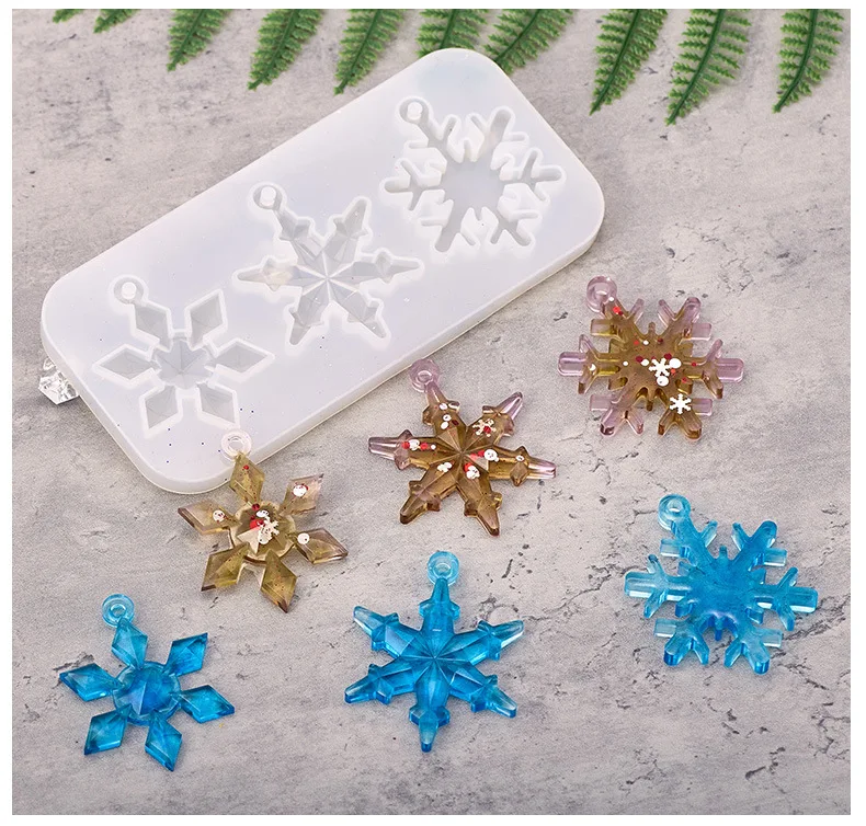 Mirror Crystal Drop Glue Snowflake Accessories with Holes Pendant Jewelry Drop Glue Christmas Mold for DIY Handmade supplier
