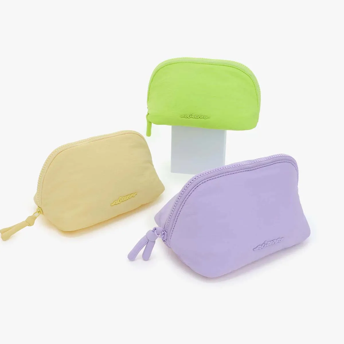 Custom Logo Quilted Padded Nylon Puffer Puffy Toiletry Wash Organizer Pouch Makeup Bag Cloud Travel Soft Cosmetic Bag