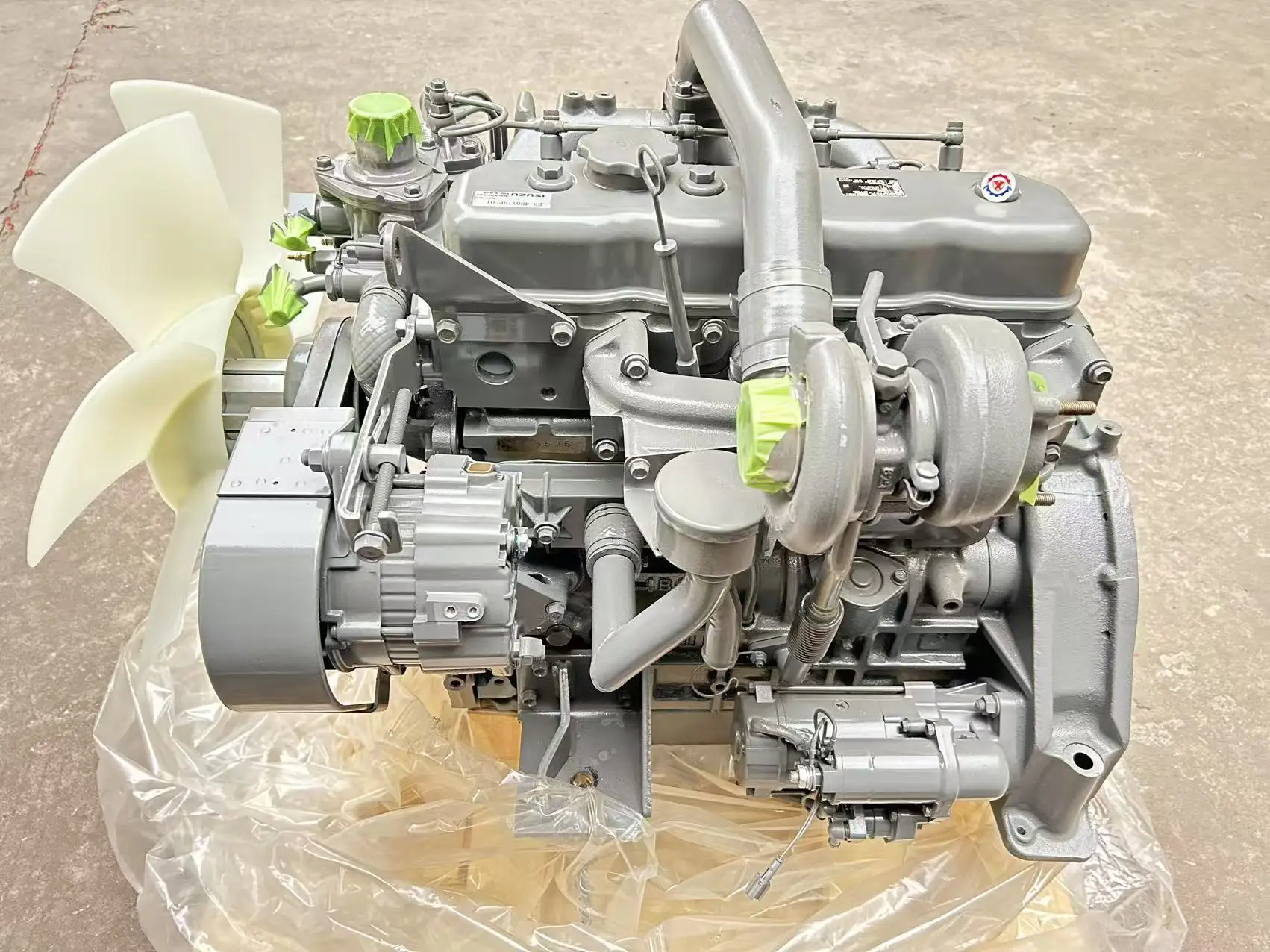 【中古】 Engin Gurkey / Nabiz Balkanist 6BG1 6BD1 4BG1 Complete Engine Used for ZX200 ZX210