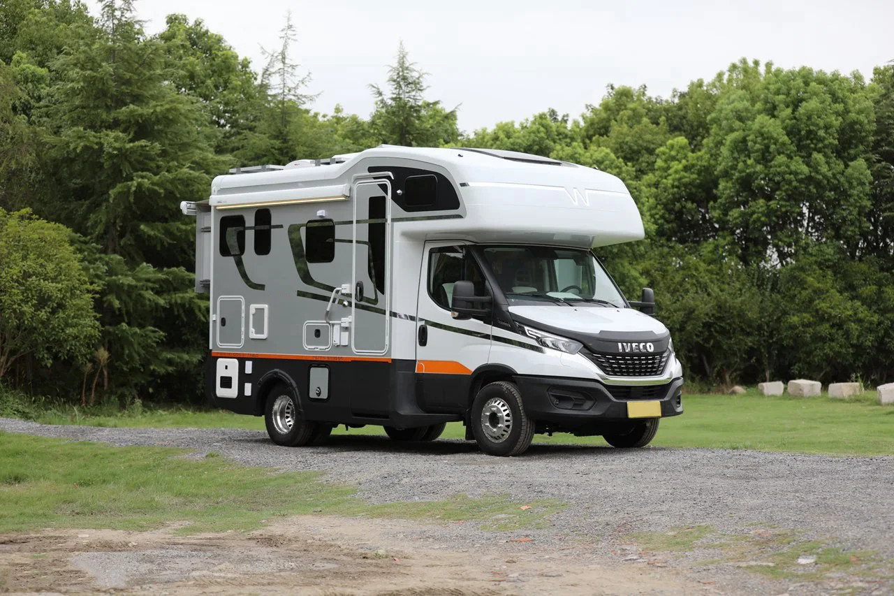 Australian 4wd Motorhomes Luxury Motorhomes Campervans Travel Trailers