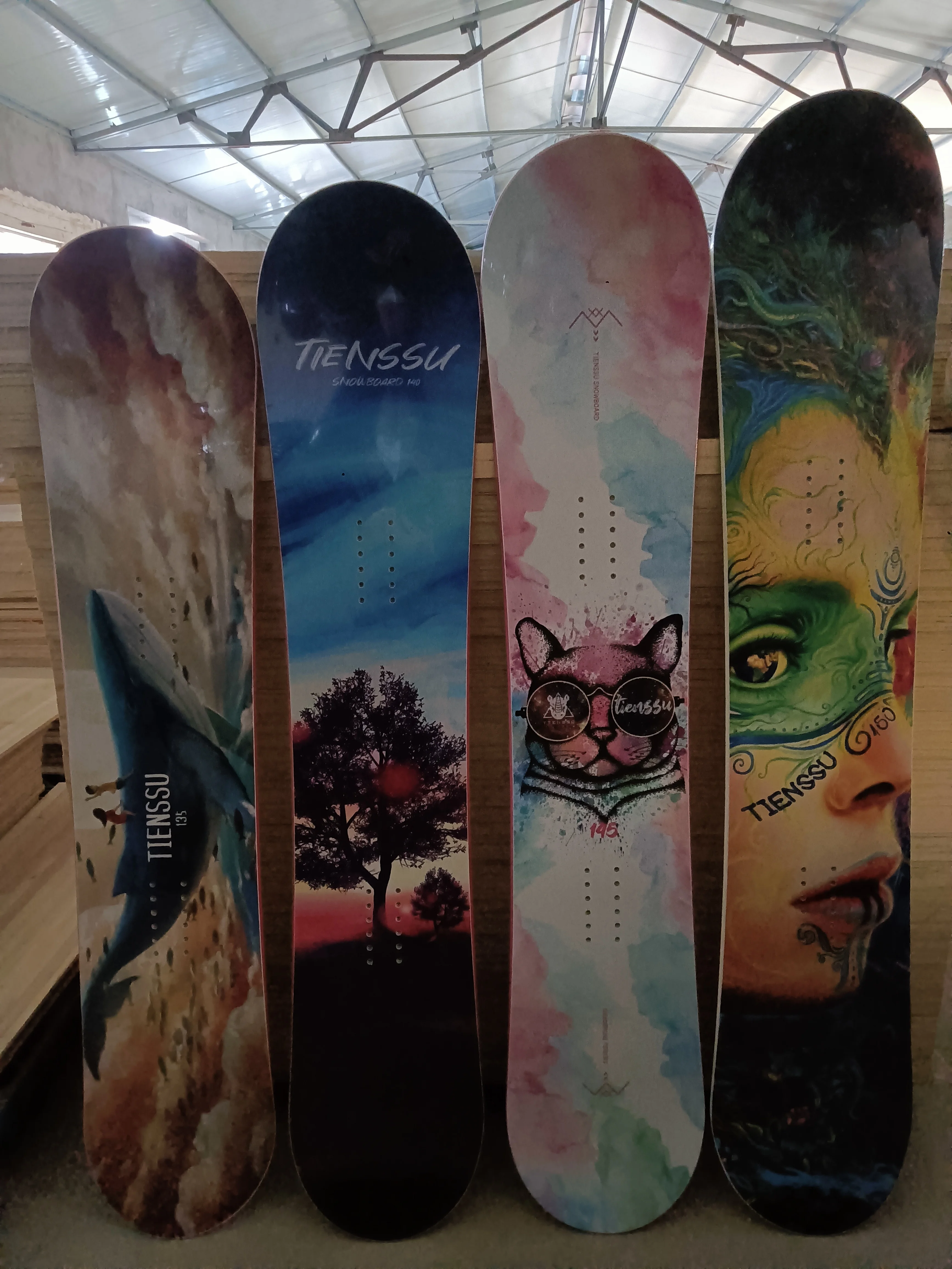 Artec AV LTD 板156All Mountain/Freestyle Artec AV LTD Snowboard 156 All Mountain/Freestyle - Sports
