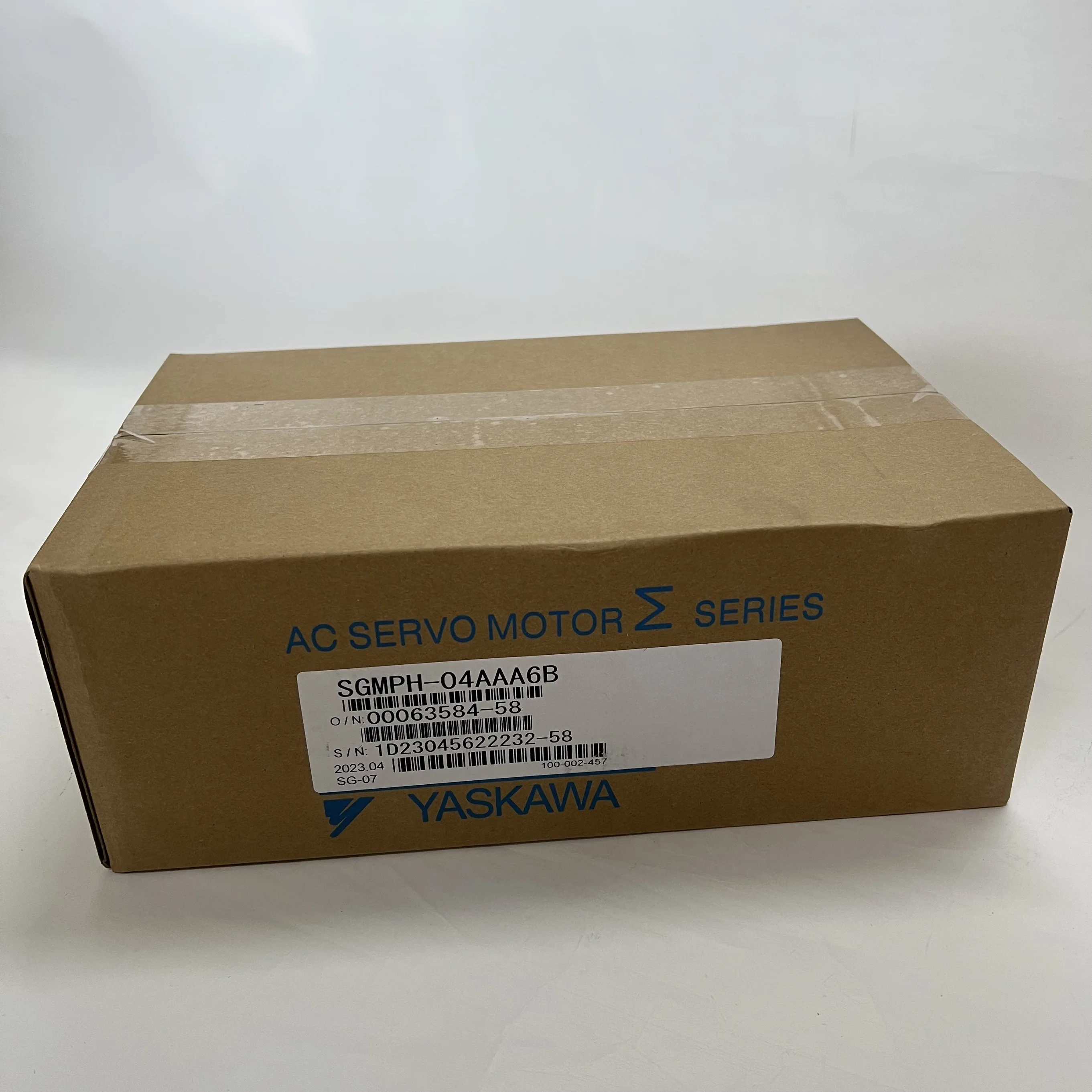 Yaskawa AC Servo Motor SGMPH-04AAA6B Yaskawa AC Servo Motor SGMPH-04AAA6B