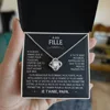 Collar (plata) + Caja plegable para tarjeta E