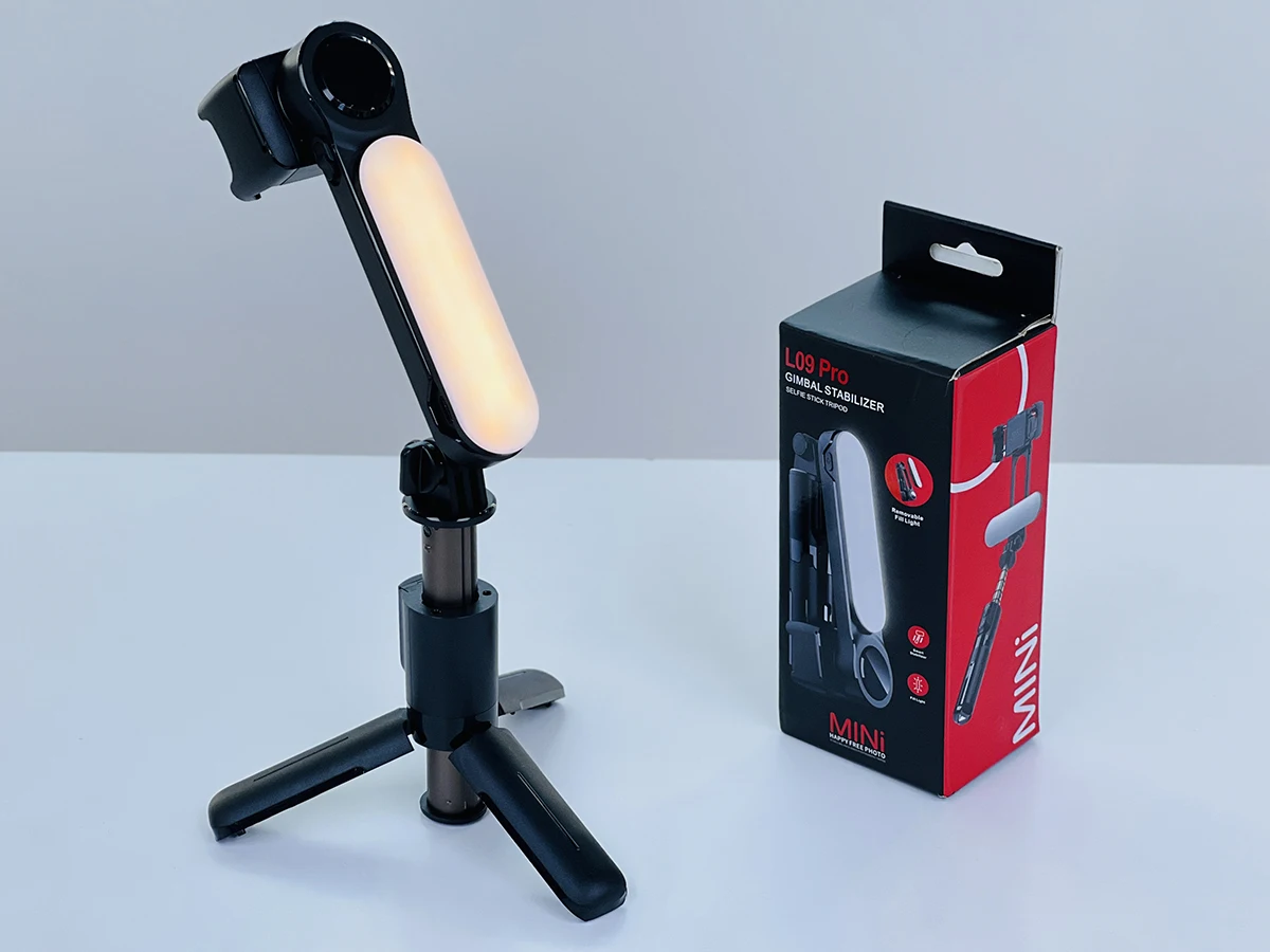 L09Pro Foldable Smartphone Handheld Gimbal Stabilizer Selfie Stick Tripod  with Fill Light Wireless Video Record Vlog Stabilizer