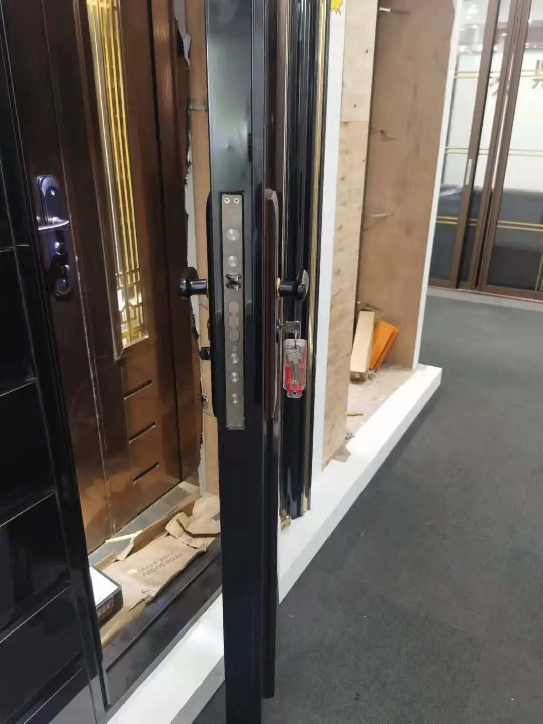 Latest Design Cheapest Price Good Quality Home Style Security Steel Gate Door security door