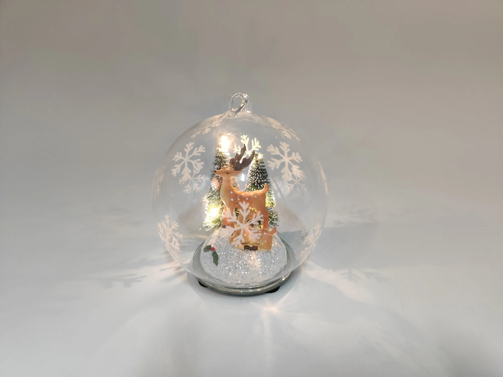 Santa in Christmas glass ball with color changing led hanging glass crafts christmas ball ornaments wholesale supplier