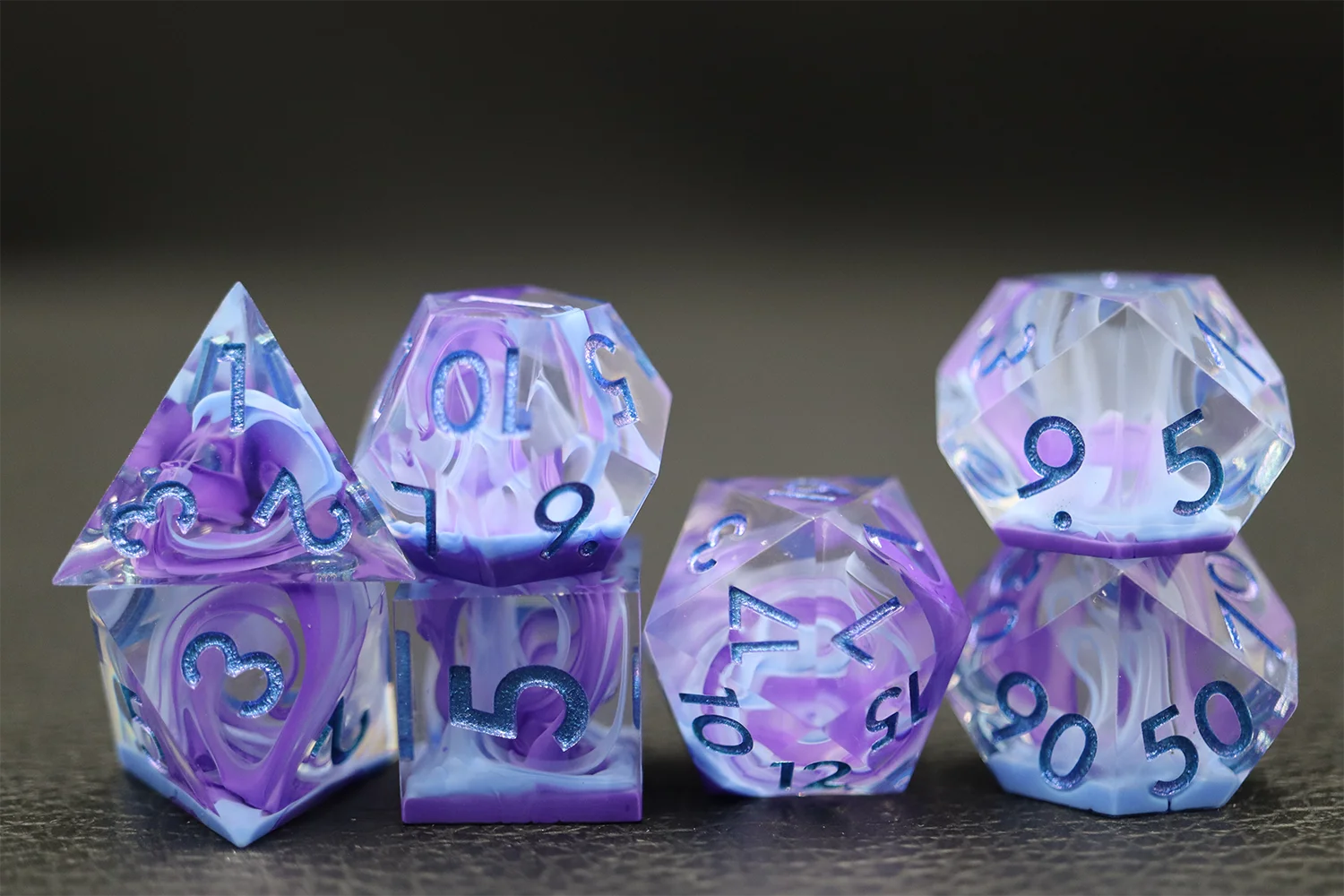 High-End Multi-Sided Inject Core Dice Set Sharp-Edge Resin Dices for Dnd Board Game manufacture