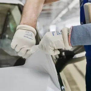 Equivalent to  50530 POF Film Temporary Protection Tape for Freshly Painted Surfaces