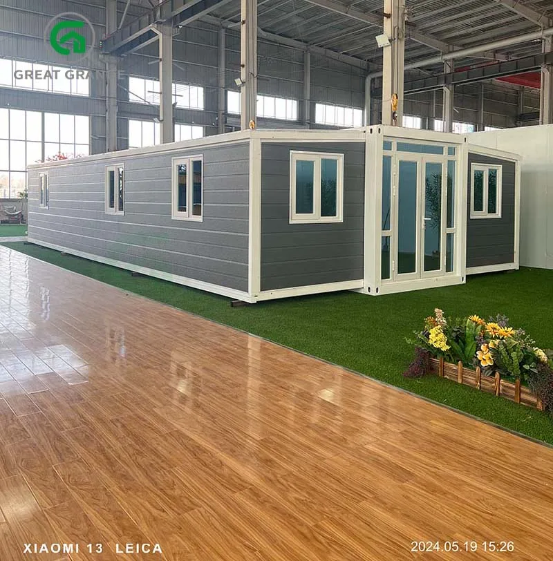 Grande Luxury Prefabricated 40ft Australia 3 In 1 Folding Mobile Homes Modular Expandable Container House