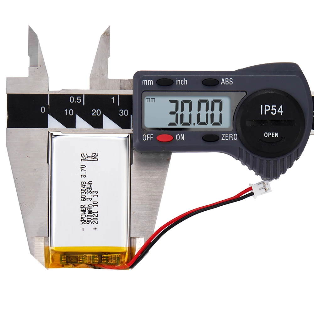 603048 3.7V 900mah