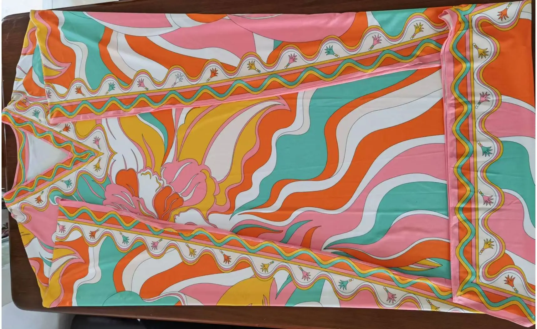 Wholesale Printed Silk V Neck Front Button Kaftan Jalabiya Widesleeve