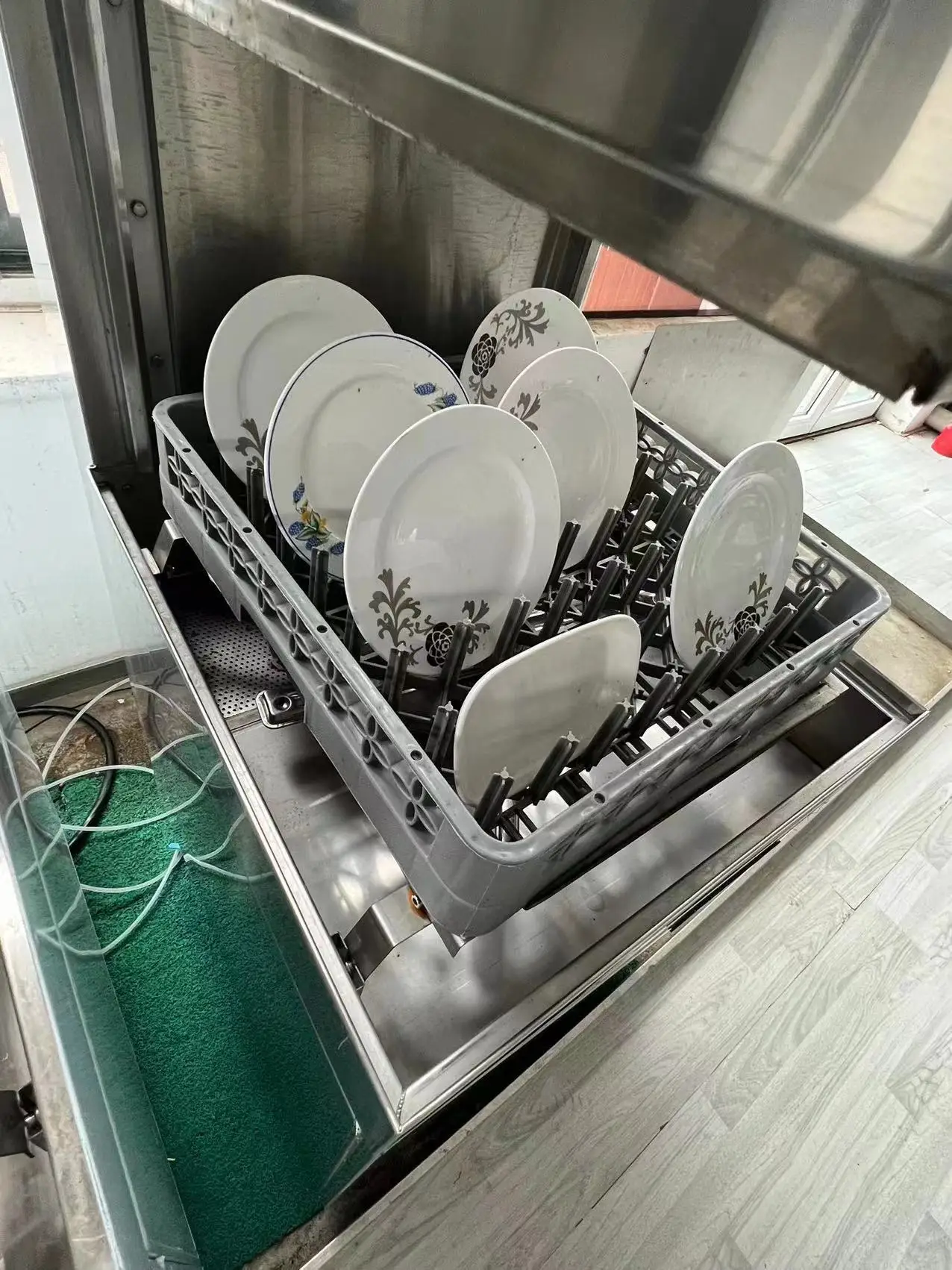 Efficient Dish Washing Solutions Commercial Household