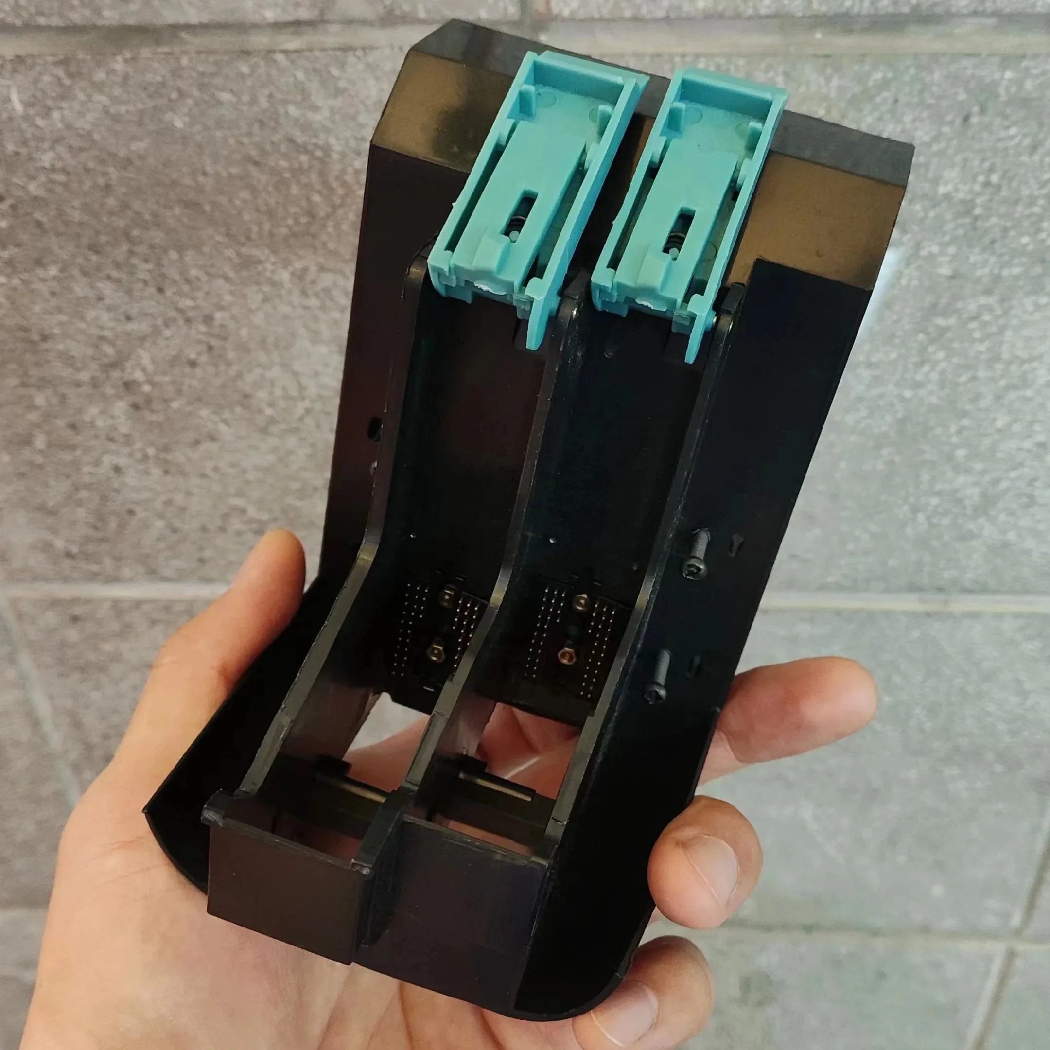 cartridge holder 1.jpg
