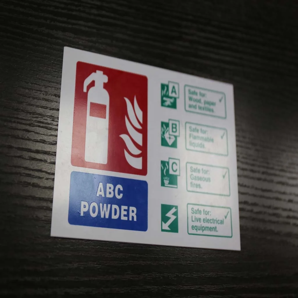 Пользовательская цифровая УФ-печать ПВХ доска знак пластиковый знак