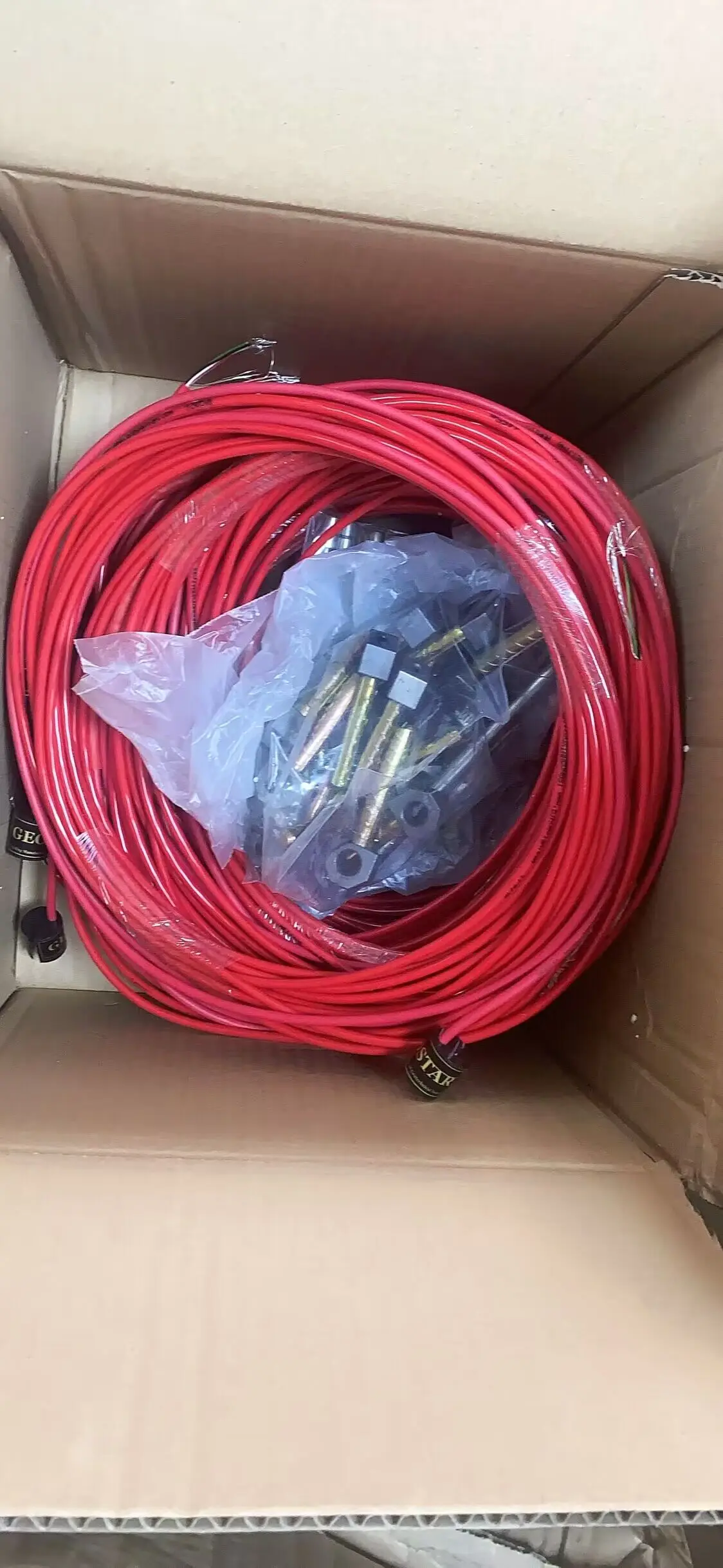 Simple Structure And Reliable Operation Embedded Strain Gauges