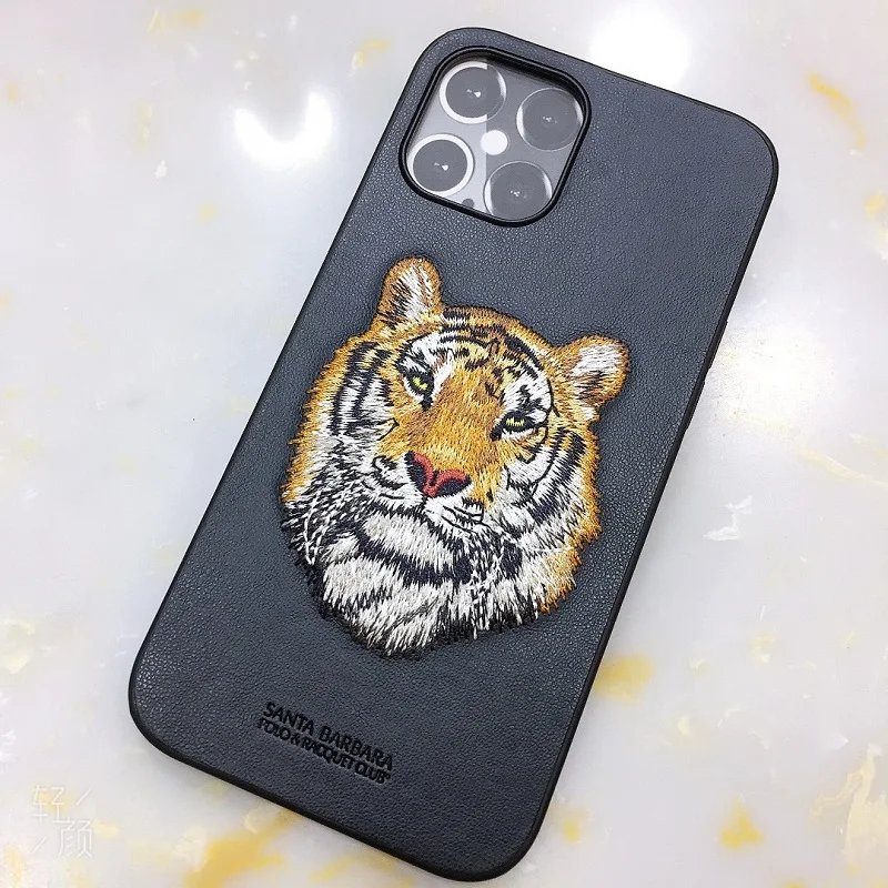 Gucci Tiger Wolf iPhone 14 Pro Case