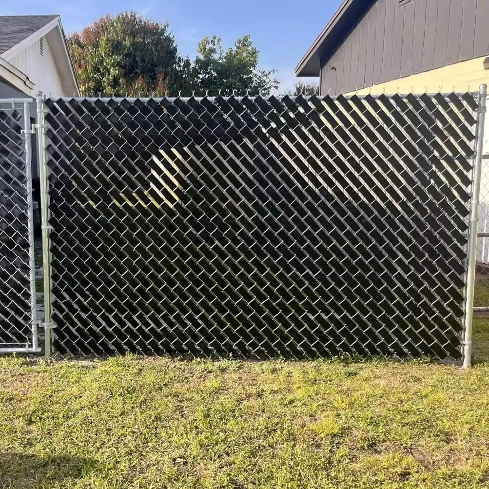 Low Density Polyethylene Chain Link Fence Slats with Brass Fasteners View-Blocking Privacy Tape for Yard & Ranch Use