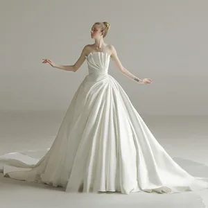 Modern Luxury Wedding Dresses, Breathable Bridal Floor Length Dresses OEM Service