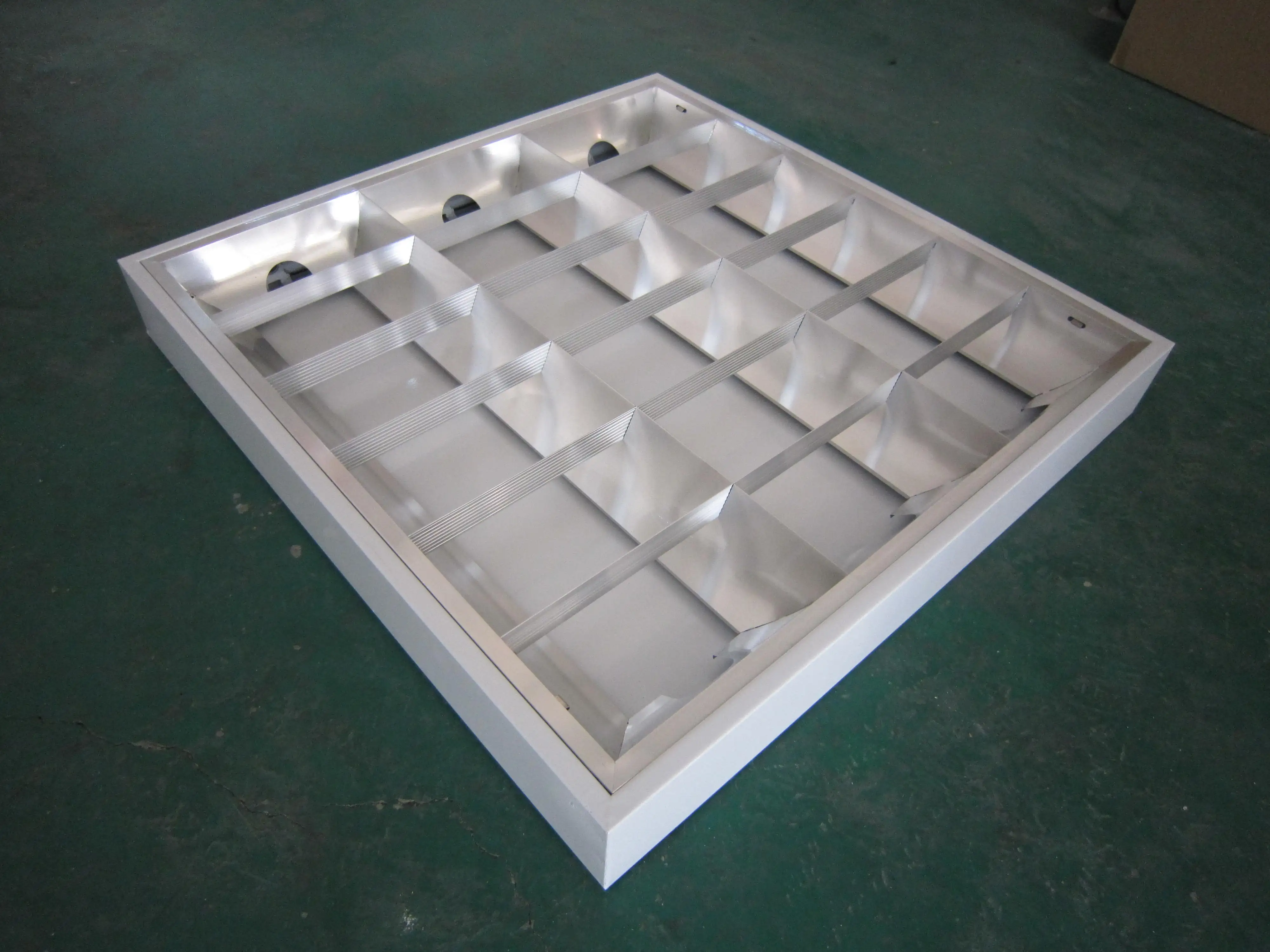 4x18w Office Light 2x2 Fluorescent Troffer Light 600x600mm Led Lighting Fixtures