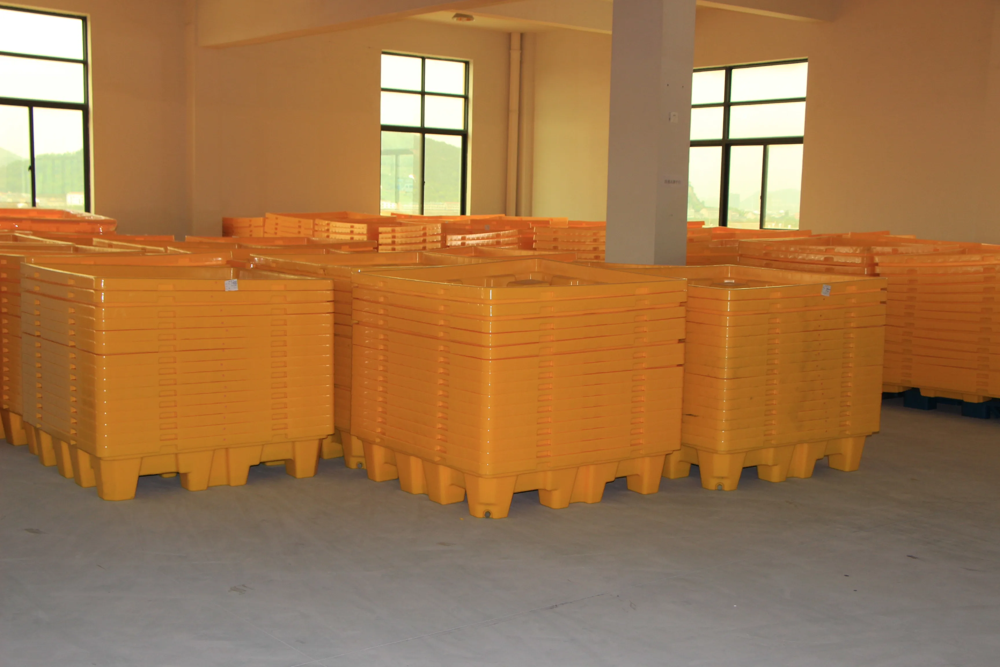 New Plastic Chemical Storage Leakproof Poly 4 Drums 2 Drums Oil Ibc