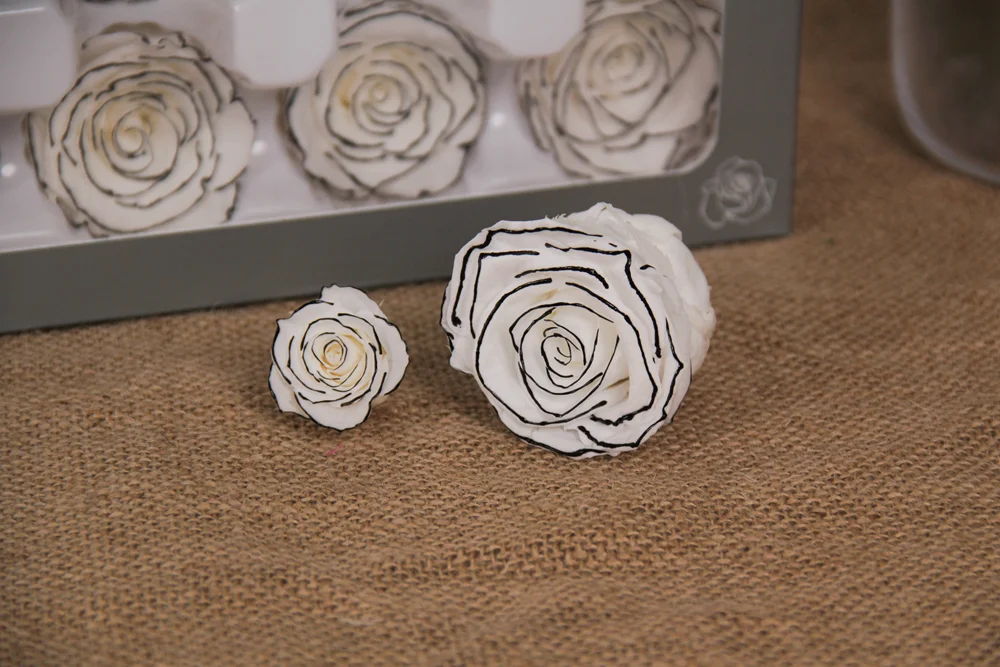 Valentines Day Gift Wholesale Eternity Preserved Roses Backdrop Wedding Centerpiece Black White Rose