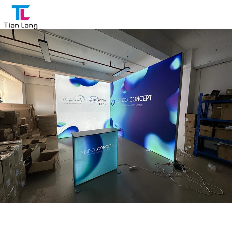 Taji la Uongozi la Kupendelea la Kutosha 20x8ft Frame ya Aluminio SEG Fabric LED Display Stand Wall Backlit Trade Show Booth Backlit Wall