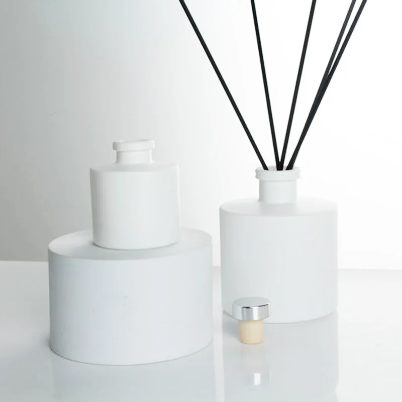 Clear Glass RoundReed Diffuser Bottle New Fashion 50ml 100ml 150ml 230ml With Box Luxury Decoration