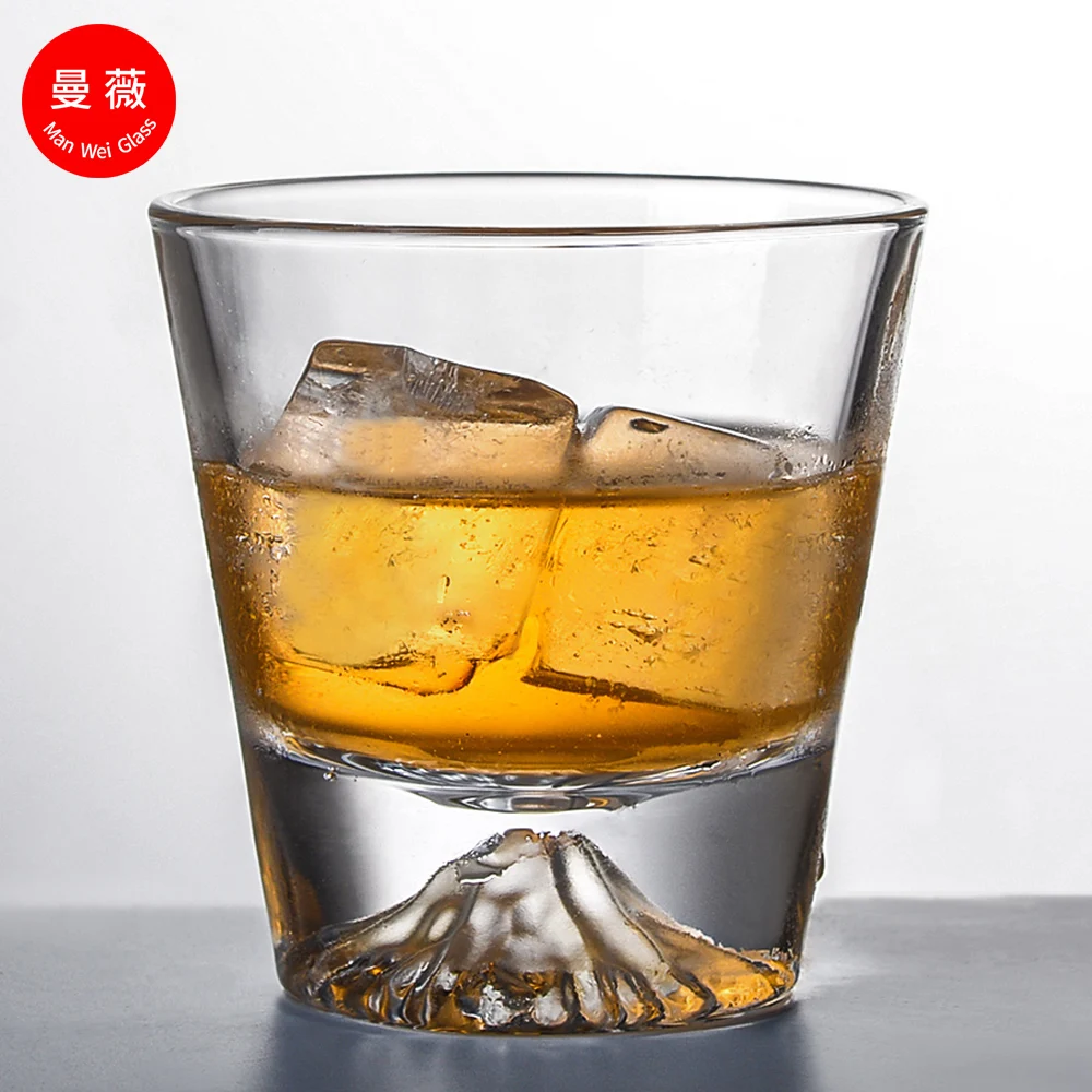 Стеклянная чашка для виски с толстым дном