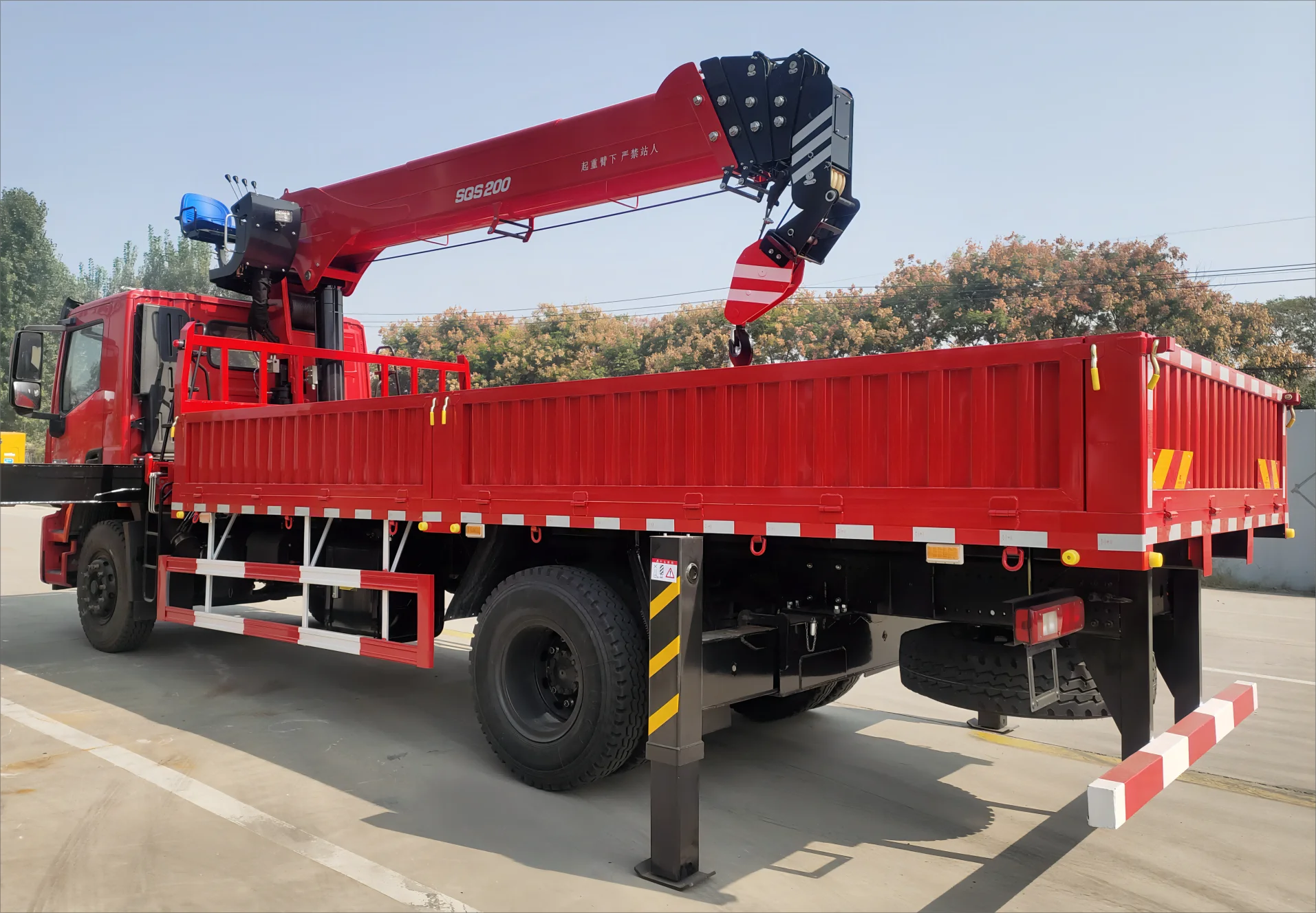 20 Ton Truck Crane Hydraulic Arm Truck Mounted Crane Factory Supply ...