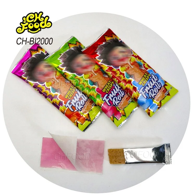 Wheat Crispy Fruit Roll Custom Crispy Biscuits and Fruity Jelly Gummy Candy Wholesale Halal Sweets Snack