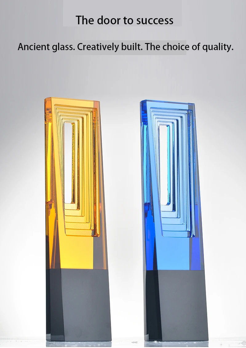 Custom Design Fashion Trend HONOR Style Crystal Trophy Engraved Logo Innovative Glass Souvenir Gifts for Business Home Decor
