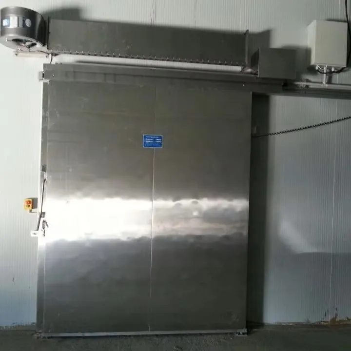 Industrial sliding cold storage door Polyurethane insulated cold room door for walk-in freezers, cold storage rooms with PVC curtain