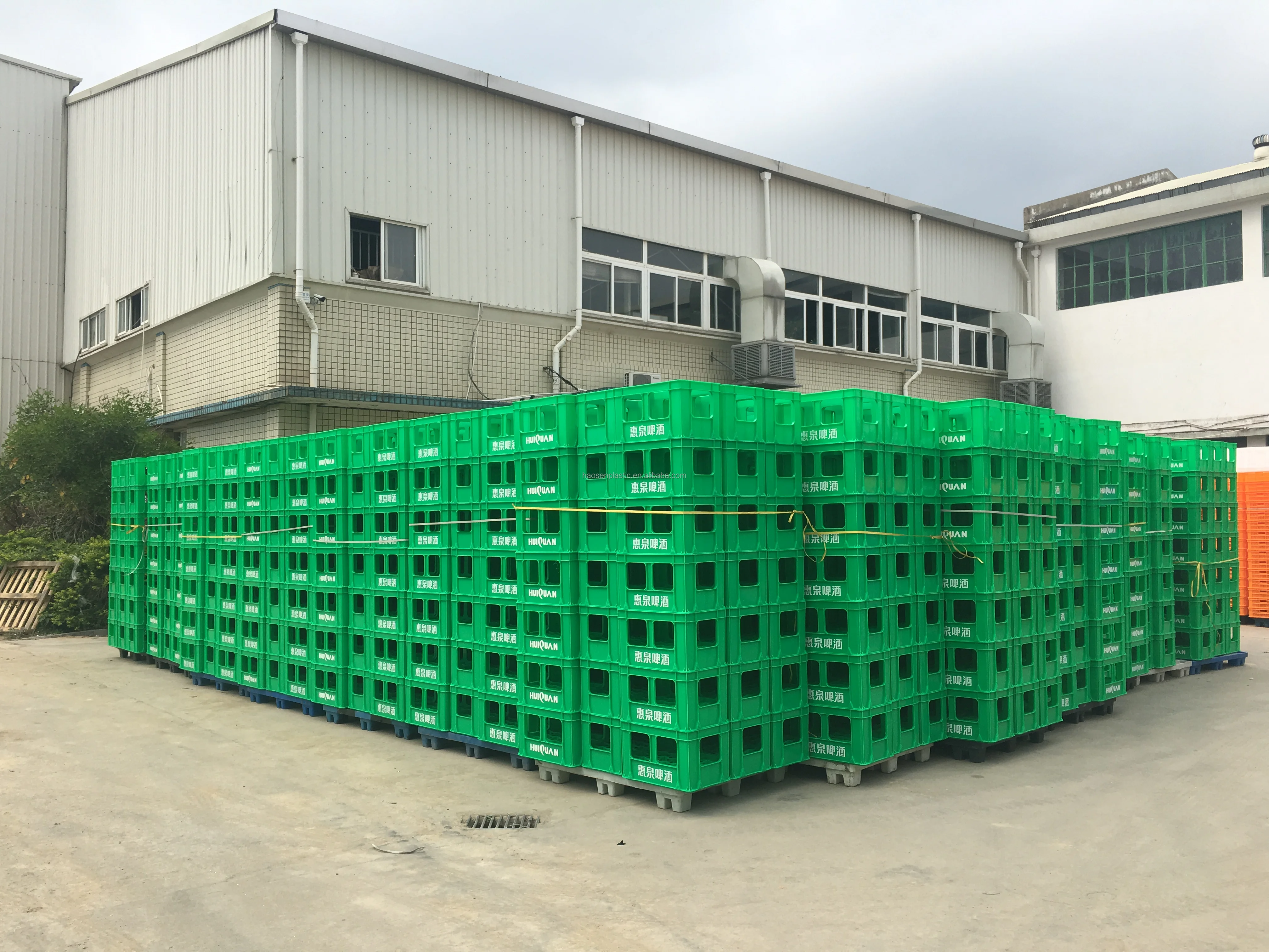 Customized Mesh Plastic Package Crate Glass Wine Juice Bottle Crate