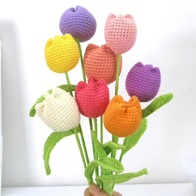 Tulipani lavorati a maglia Fiore Creativo Fino Bouquet all'uncinetto Piante da fiore finte Tulipani Matrimonio Decorazioni per la casa Bouquet da laurea  15