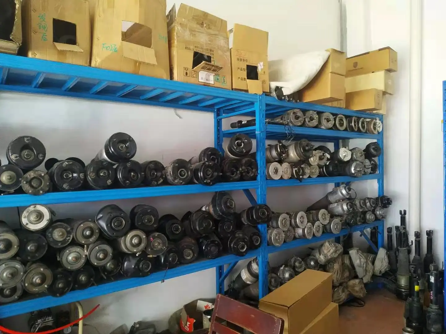 High Quality Air Suspension Spare Parts For Dodge Ram 1500 Air Suspension Shock Absorber