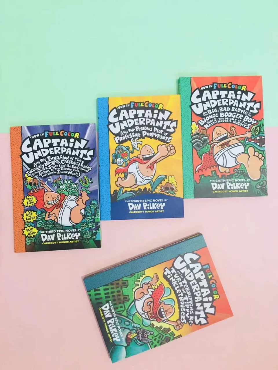 新品 Captain Underpants 14冊セット英語絵本　洋書　音声あり 新品 Captain Underpants 14冊セット英語絵本 洋書 音声あり