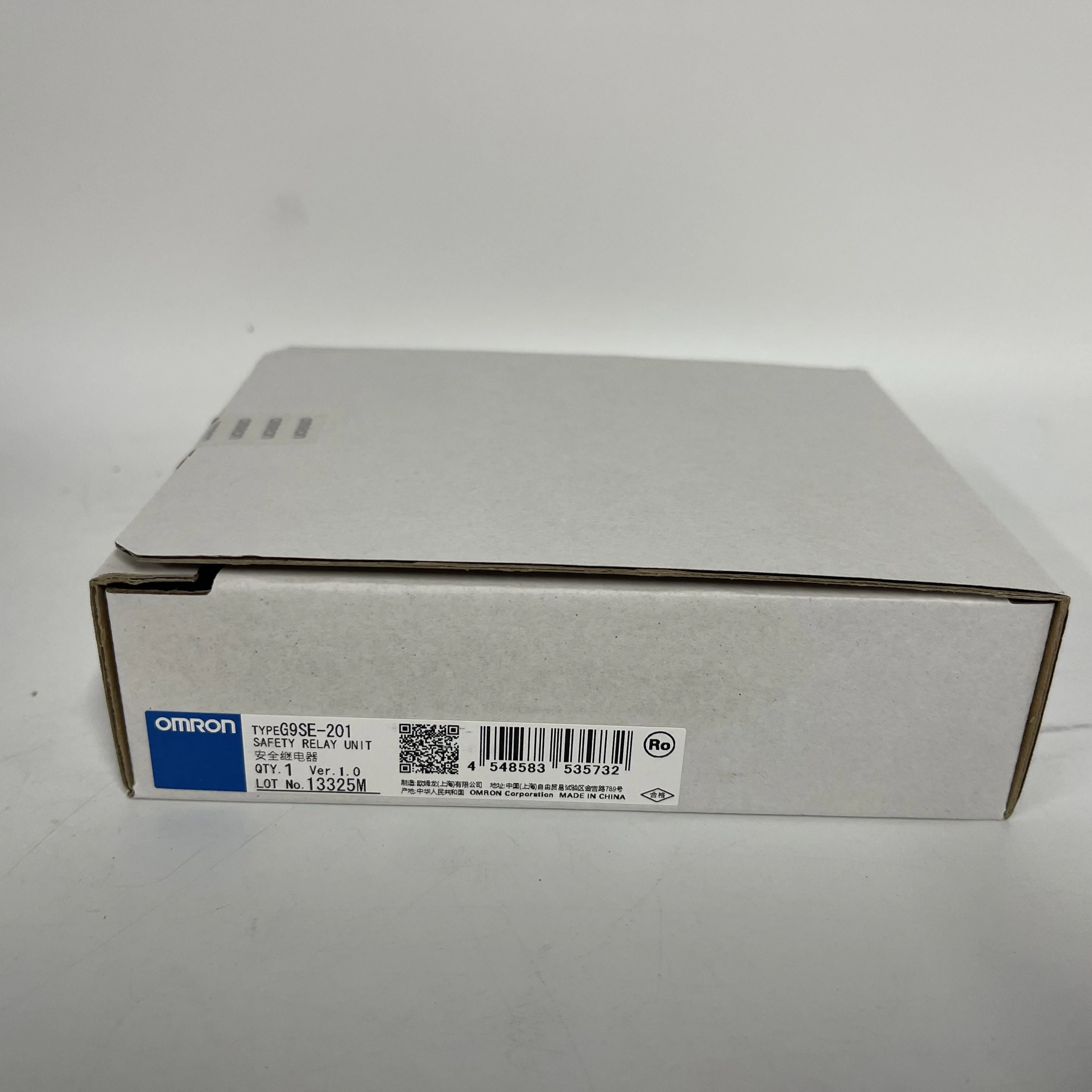OMRON Safety Relay Unit G9SE-201 OMRON Safety Relay Unit G9SE-201