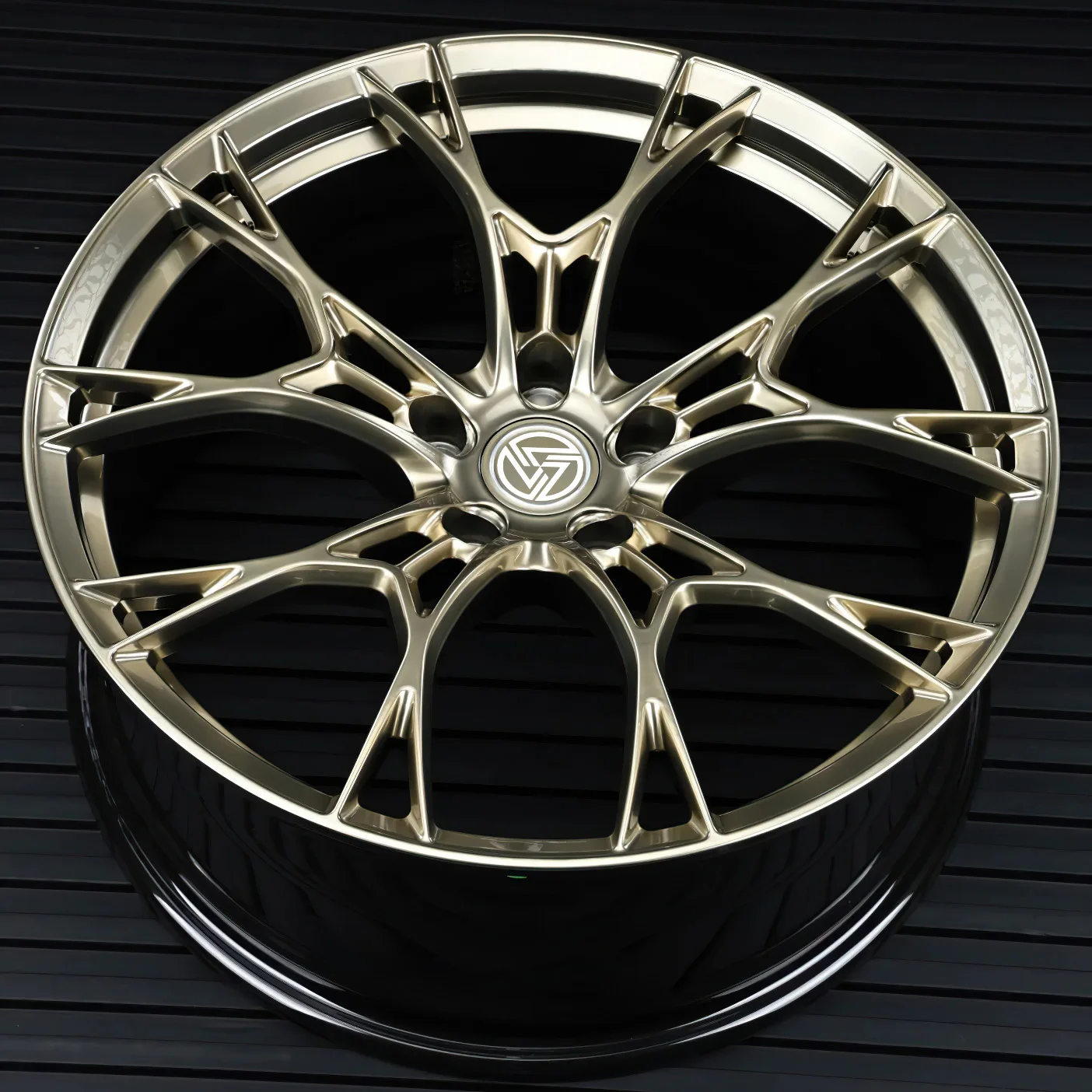 XINLAI Hot Sale Supper Deep Concave Design Custom 17 18 19 20 21 22Inch 1&2Piece Forged Wheels for C63 GTC BMW M4 M3 AMG - Image 1