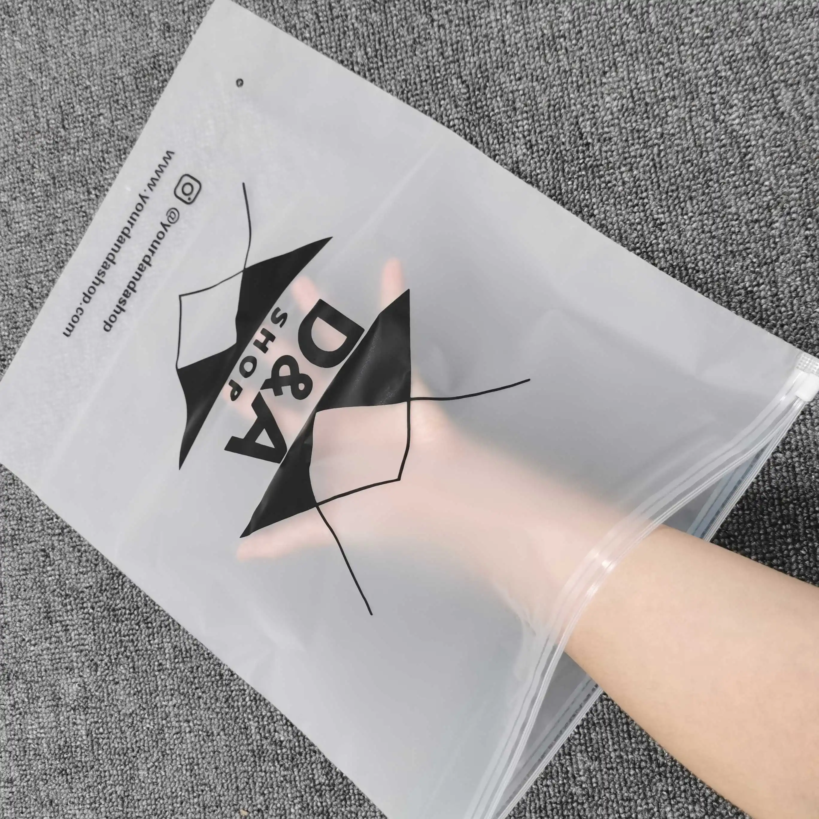 High Quality Customized logo Clear Printing Frosted Zipper Lock  Packing Bag for Clothing