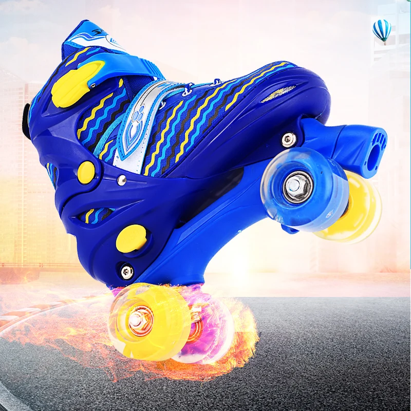 На сегодняшний день популярный мигающий детская одежда для мальчиков и девочек обувь для скейтеров Инлайн ролики с расположением колес в линию для детей