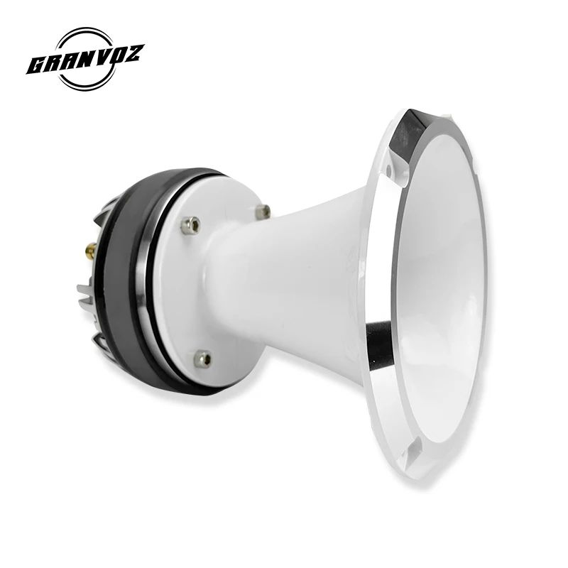 Titan 8 ホワイトスピーカー 2個セット