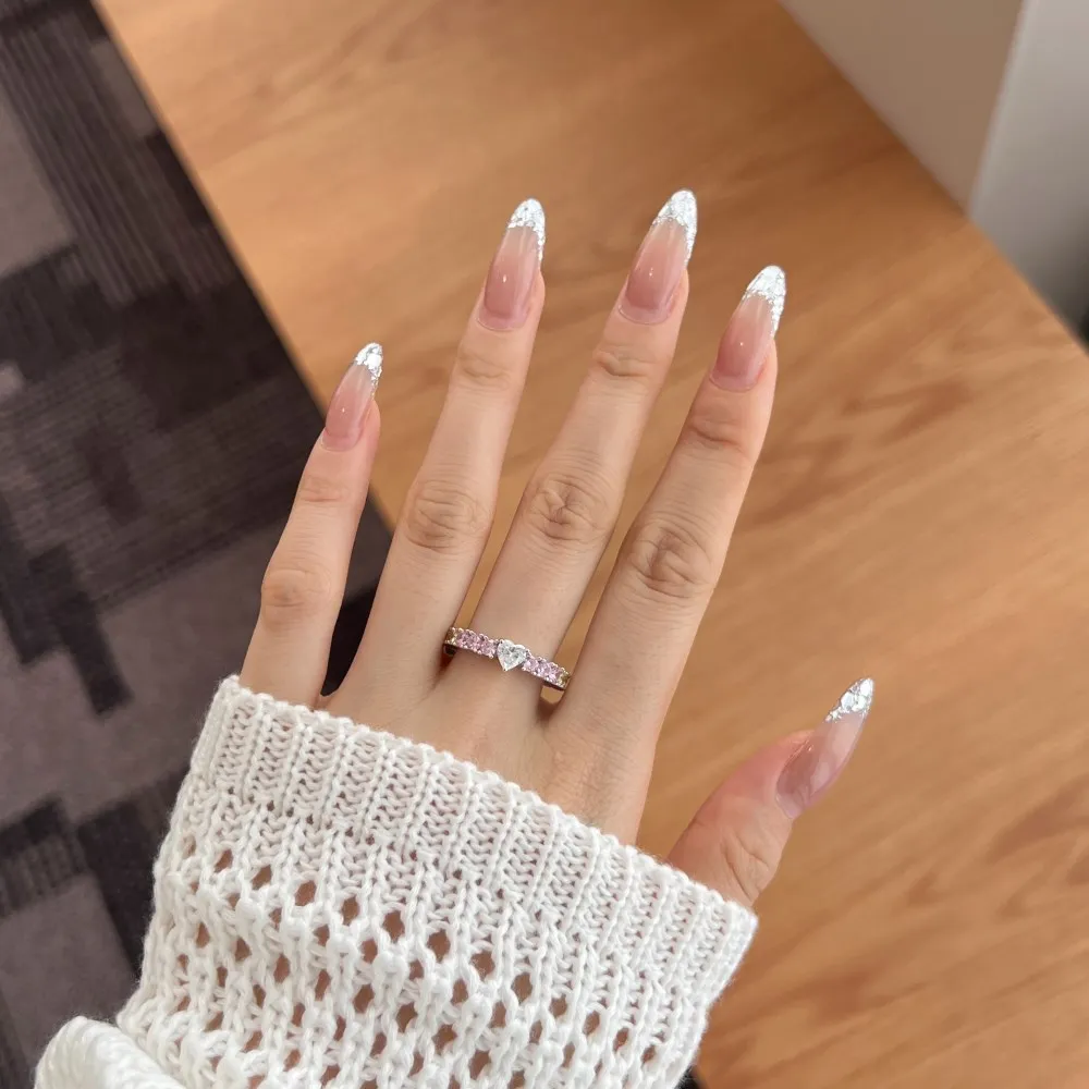 KAKODIY OEM ODM custom 925 Sterling Silver eternity band baguette 5A cubic zirconia heart main stone promise ring detail 1
