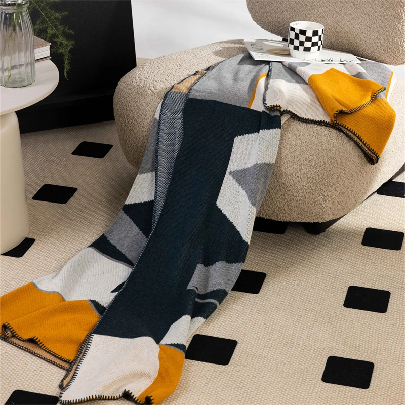 High quality 100% Wool Blend knitted blanket is soft and comfortable 2024 pge manufacture