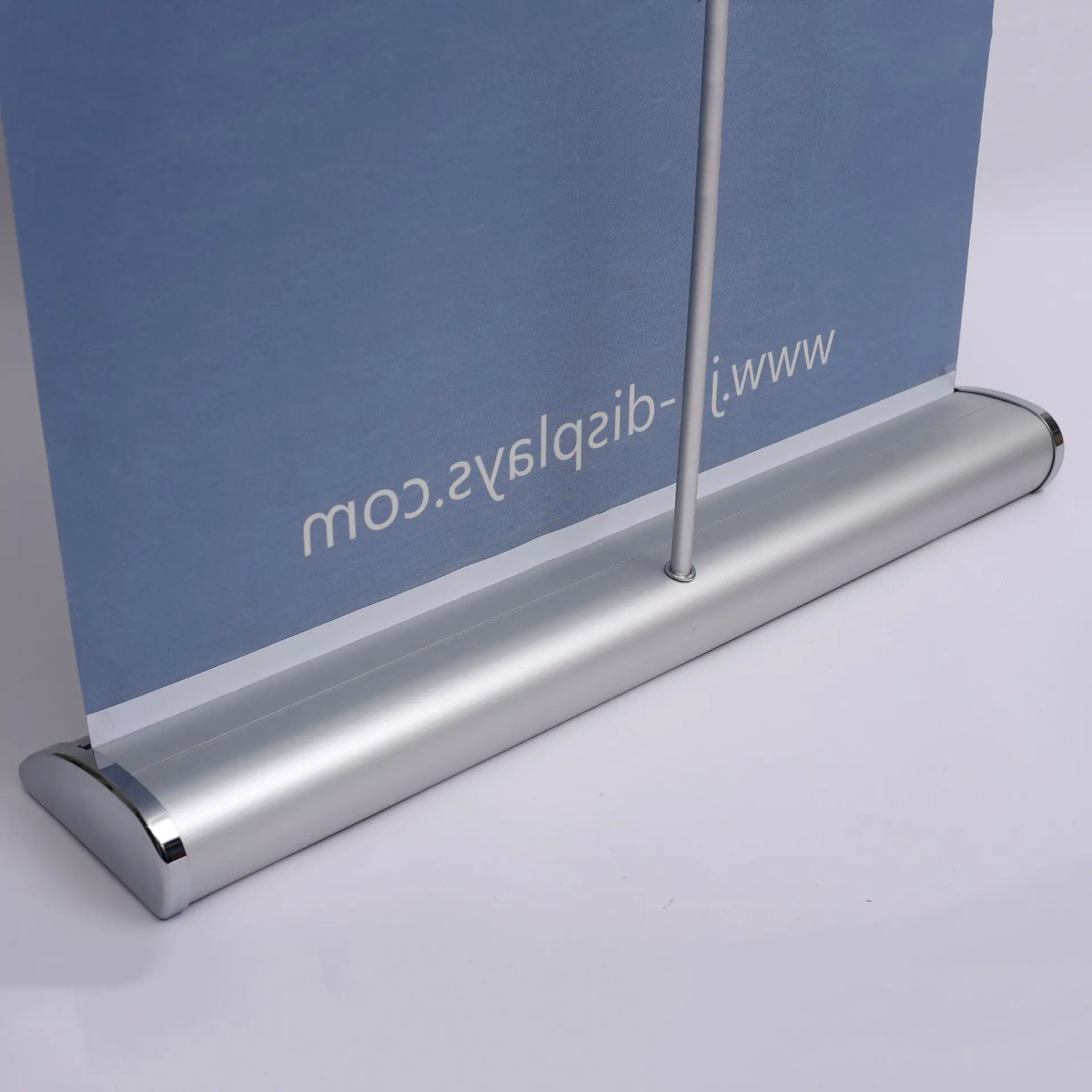 Aluminium Silver Teardrop Roll Up Stand Banner Trade Show Backwall ...